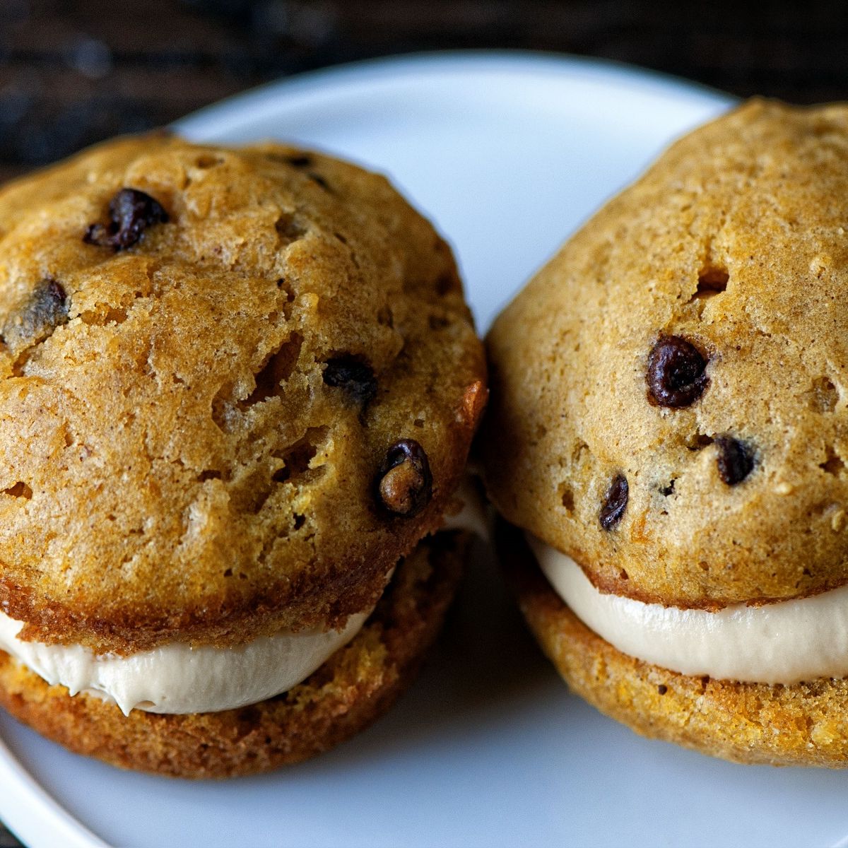 Pumpkin Chocolate Chip Whoopie Pies With Butterscotch Creme 3200