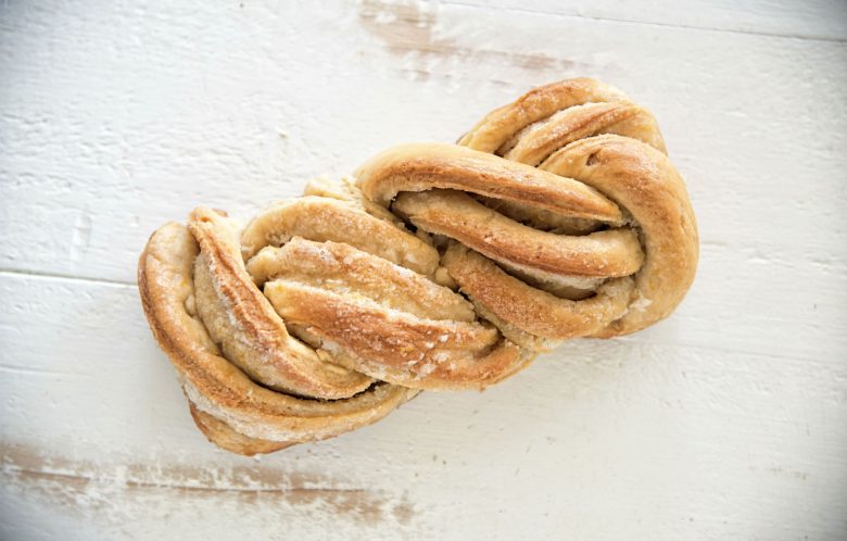 Sweet Tea Glazed Lemon Babka