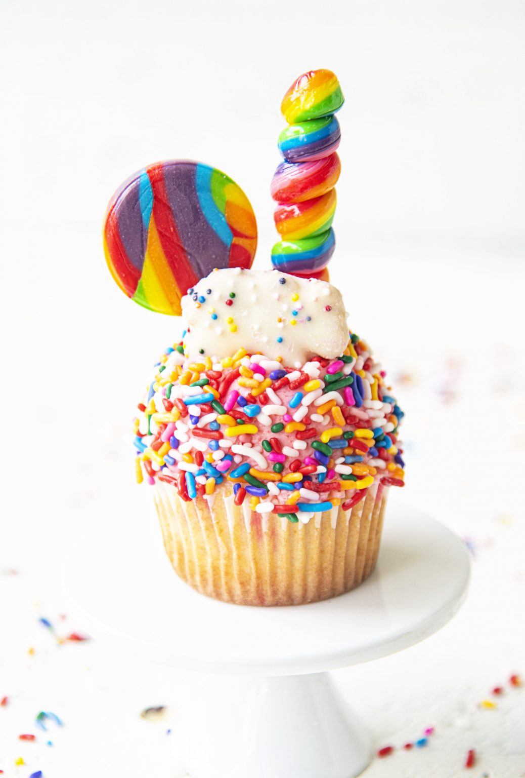 Vanilla Sprinkle Birthday Cupcakes - Sweet ReciPEAs