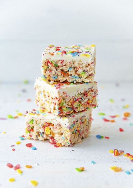 White Chocolate Fruity Pebbles Marshmallow Treats