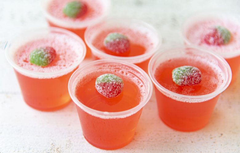 Strawberry Lemonade Jello Shots - Sweet ReciPEAs